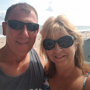 Meet your Posher, Joy